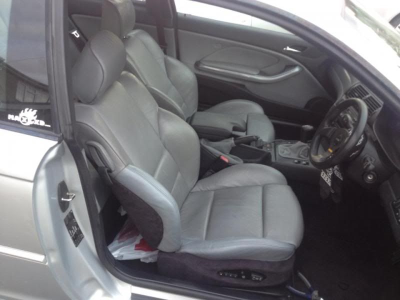 [Image: 1239659_10151681560973087_877546676_n_zpscd737d38.jpg]