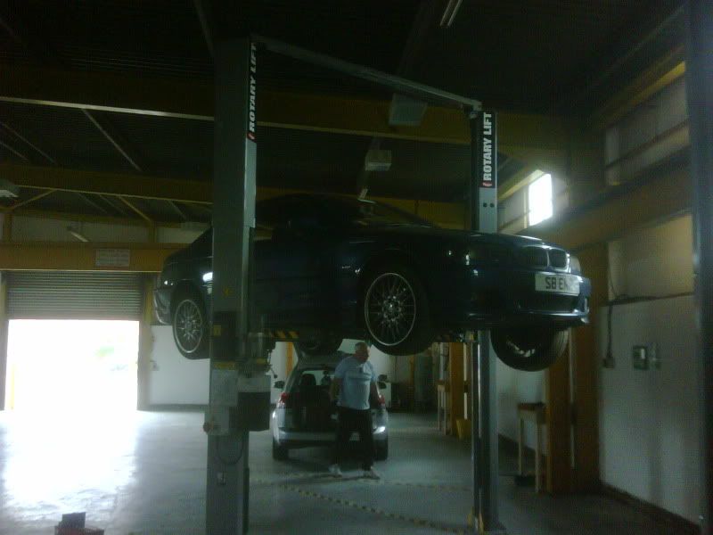 [Image: IMG00052-20091017-1339.jpg]