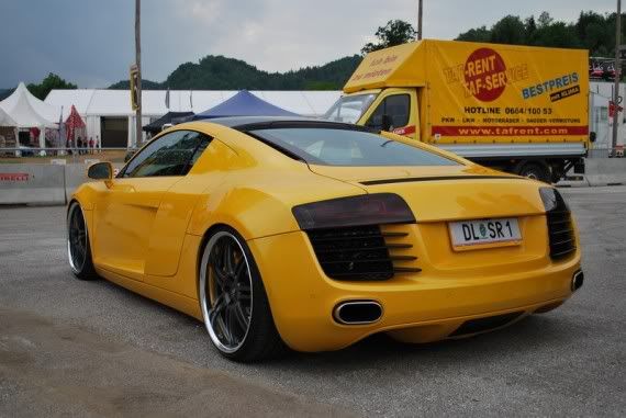 [Image: ye2-570x381.jpg]