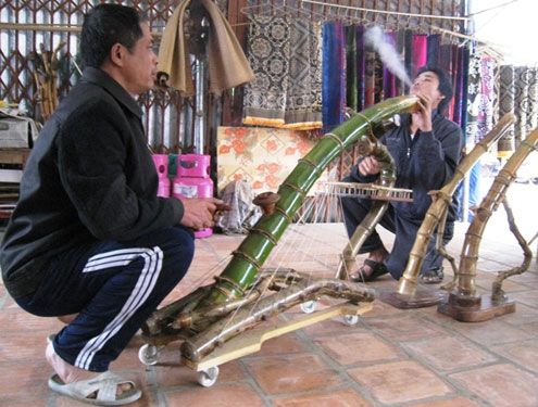 http://i105.photobucket.com/albums/m213/Trong_Nghia_Nguyen/1_7_1361260823_32_Hut-thuoc-lao-15_zps3ltjjpxa.jpg