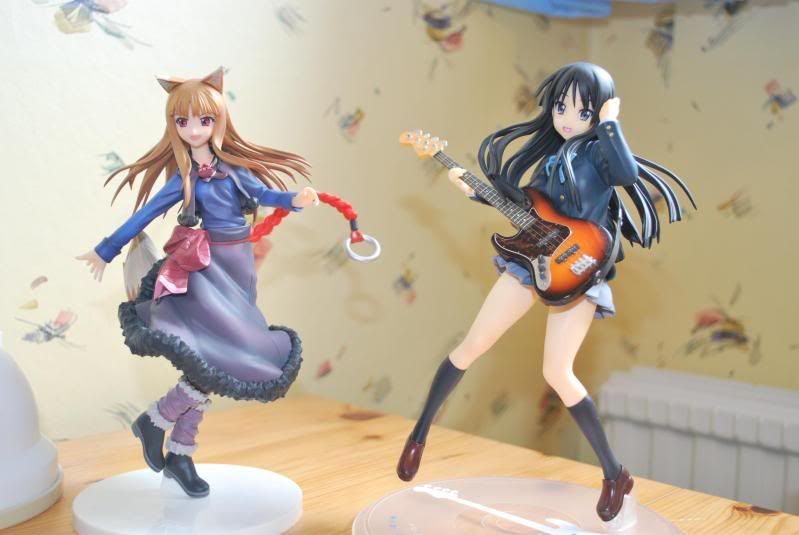 Forum Image: http://i105.photobucket.com/albums/m214/Grudgebearer/Figurines/HoloogMio.jpg