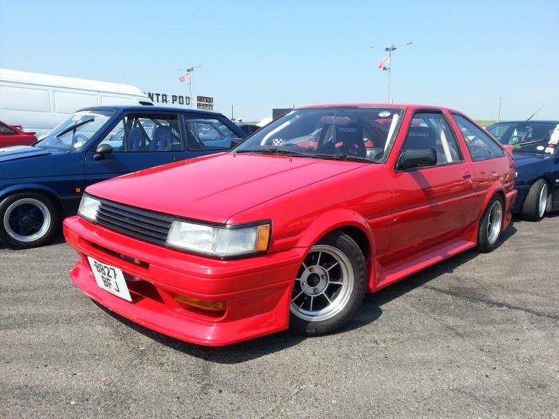 [Image: retro14_zps1d93ec94.jpg]