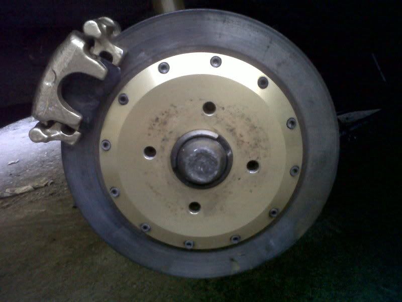 [Image: rearbrakes.jpg]