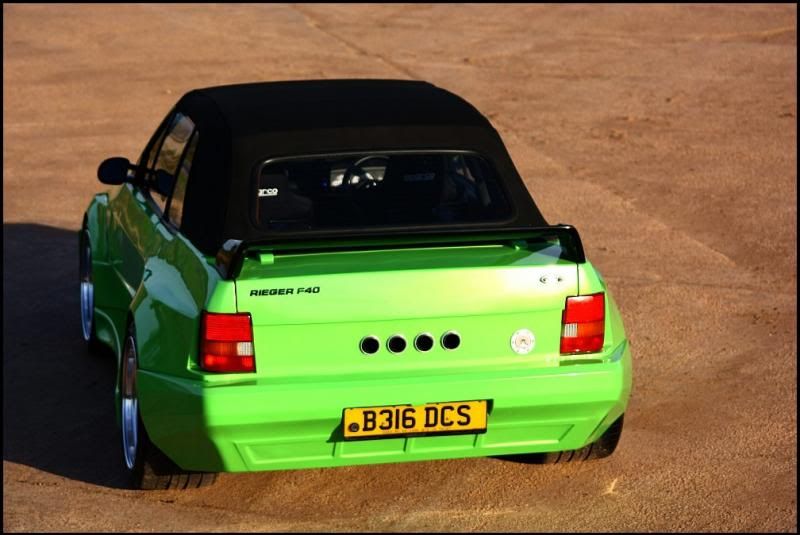 [Image: Maxxd01_zpsf757ff91.jpg]