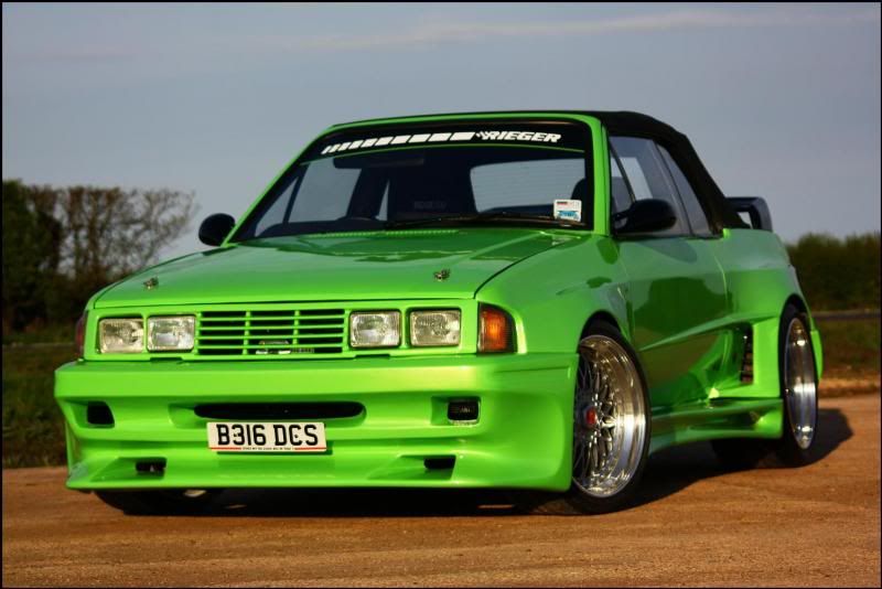 [Image: maxxd02_zps06a170d2.jpg]