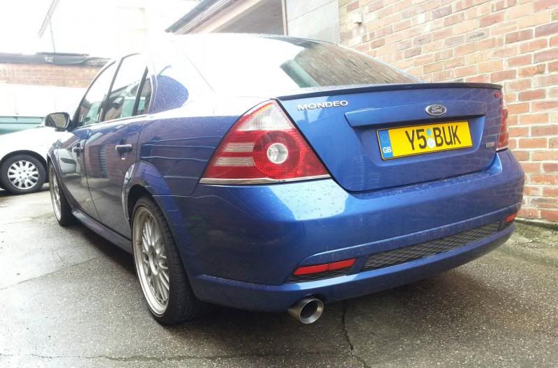 [Image: mondeorear_zps39660715.jpg]