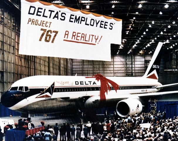 b767_spirit_1982_dedication1.jpg