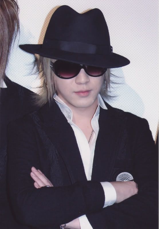 Ruki Pictures, Images and Photos