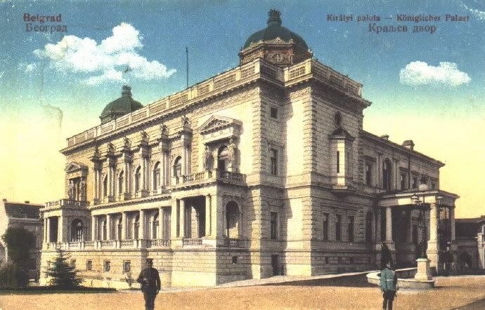 [Image: dvor.jpg]