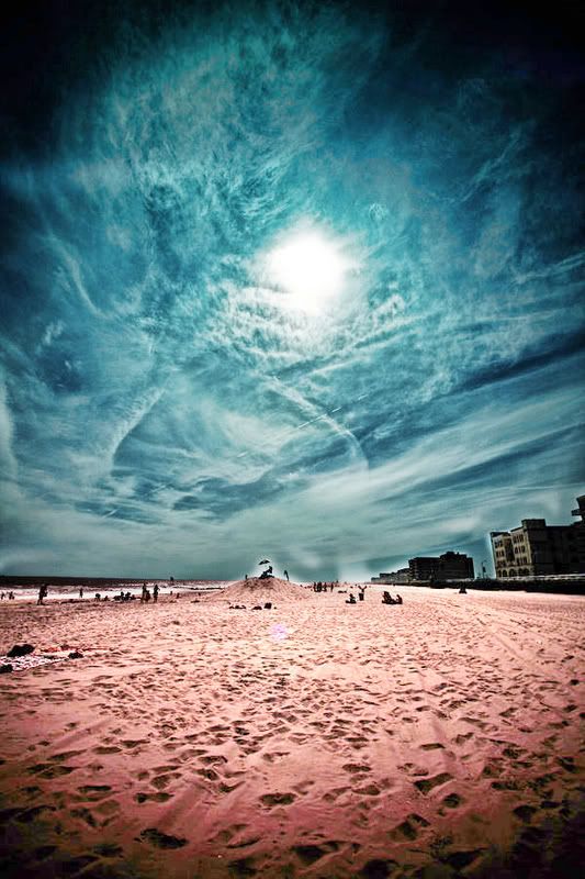 IMAGE: http://i105.photobucket.com/albums/m235/nothingisworking/1-9.jpg