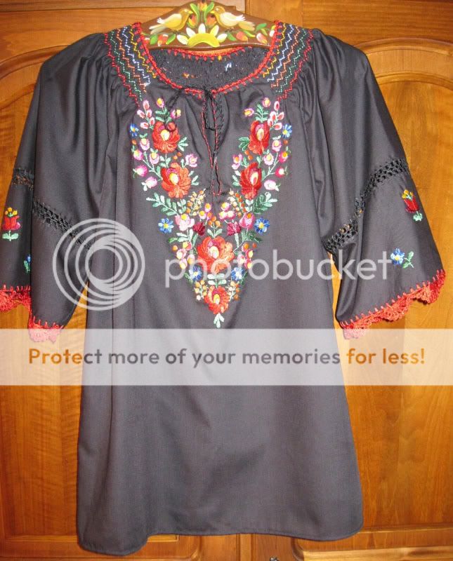 Hand embroidered Hungarian blouse   size M / NEW  