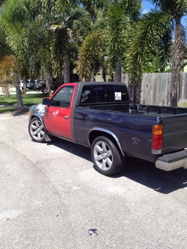 90 Nissan d21 Pick up boosted lowered w/titans and A/C & P/S - Tampa Racing